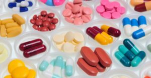 34433-hipolabor-ensina-o-que-e-interacao-medicamentosa-770x400