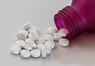 Processo de incorporação de medicamentos no Brasil foi tema da terceira edição do Bate-papo sobre Fibrose Cística Online