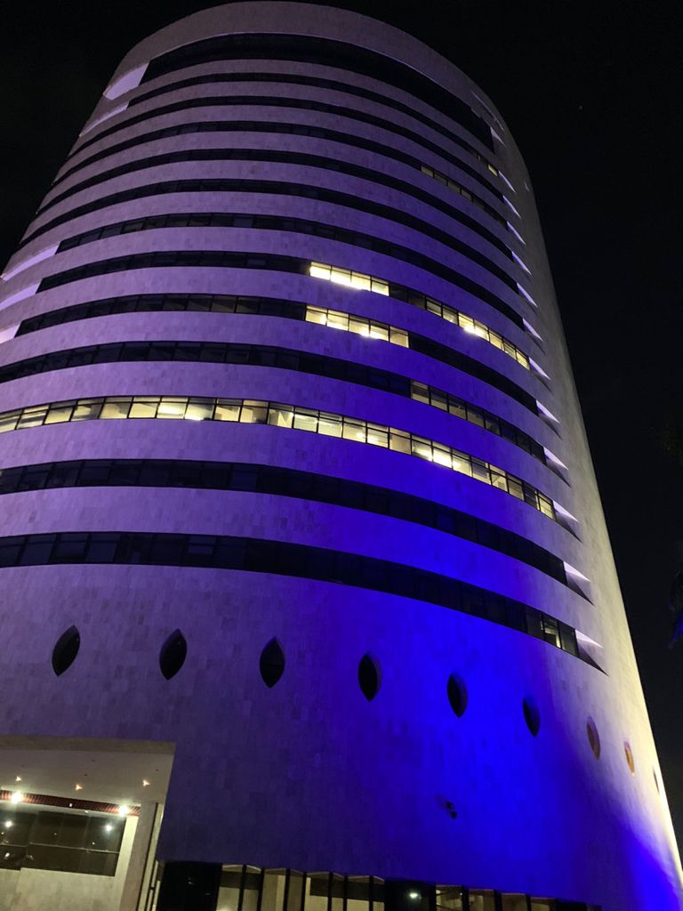 Tribunal Regional Federal da 5ª Região em Recife/PE é iluminado de roxo em alusão ao Setembro Roxo 2021
